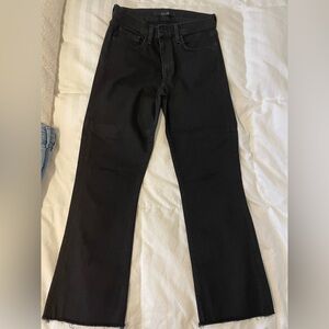 Joe’s jeans black crop raw hem in black size 28
